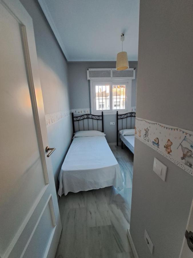 Apartamento Pinares Del Atlantico Chiclana de la Frontera Eksteriør bilde